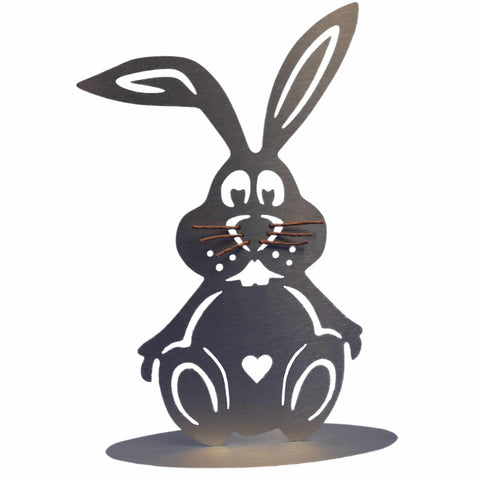 Mit viel Liebe zum Detail wird die hochwertige Osterhase Figur von Hand aus Edelstahl und Papier-Basteldraht hergestellt