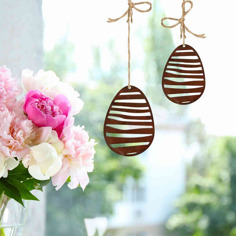 Hochwertig von Hand herstellte Ostereier aus Metall im Vintage Look. Der natürliche Rost sorgt zu Ostern für einen besonderen Hingucker.