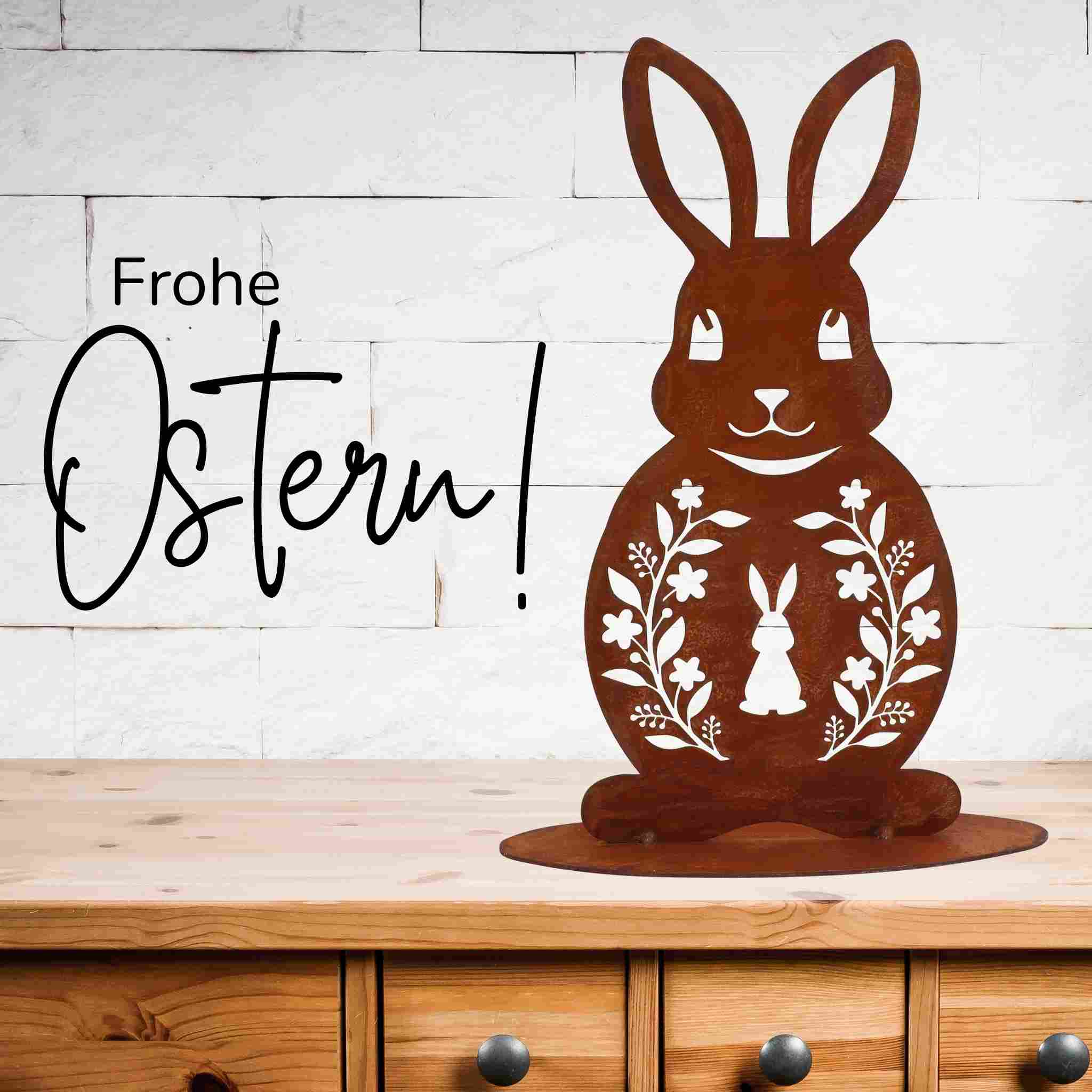 Vielseitiger Einsatz: Dieser rostige Osterhase eignet sich nicht nur für den Garten, sondern auch als charmante Tischdekoration für Ihr Osterfest.