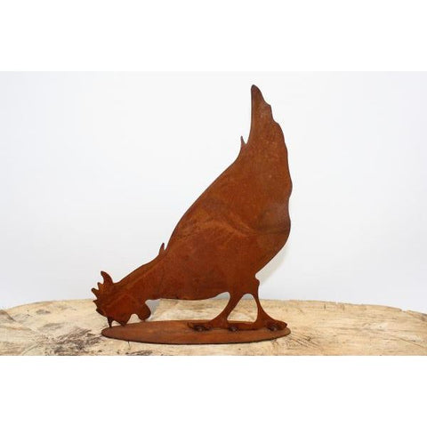 Handgefertigte Edelrost Huhn Deko Figur aus der Metall Design Manufaktur Rostikal. Perfekt für Garten  und Wohnzimmer