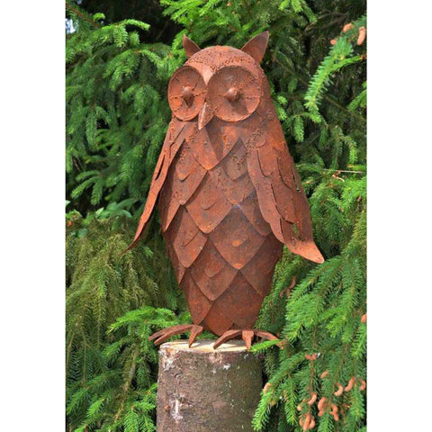 Edelrost-Deko-Eule aus Metall als Blickfang und stilvolles Accessoire im Innen- und Außenbereich