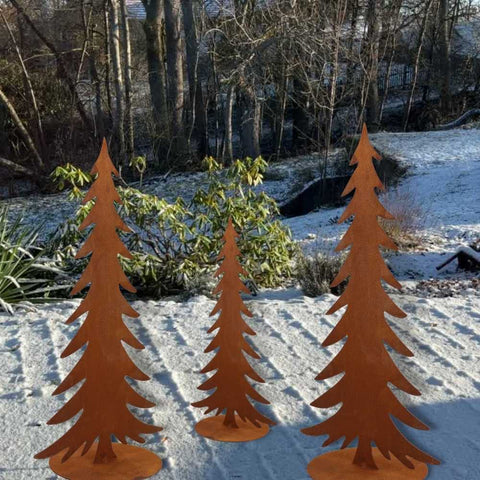 Metall Tannenbaum in Edelrost Optik für die Weihnachtszeit ✓ Dekoration für drinnen und draußen ✓ Jetzt kaufen!