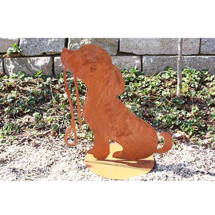 Edelrost Hund Emi mit Leine - Handgefertigte Metalldeko in Rostoptik mit charmantem Design