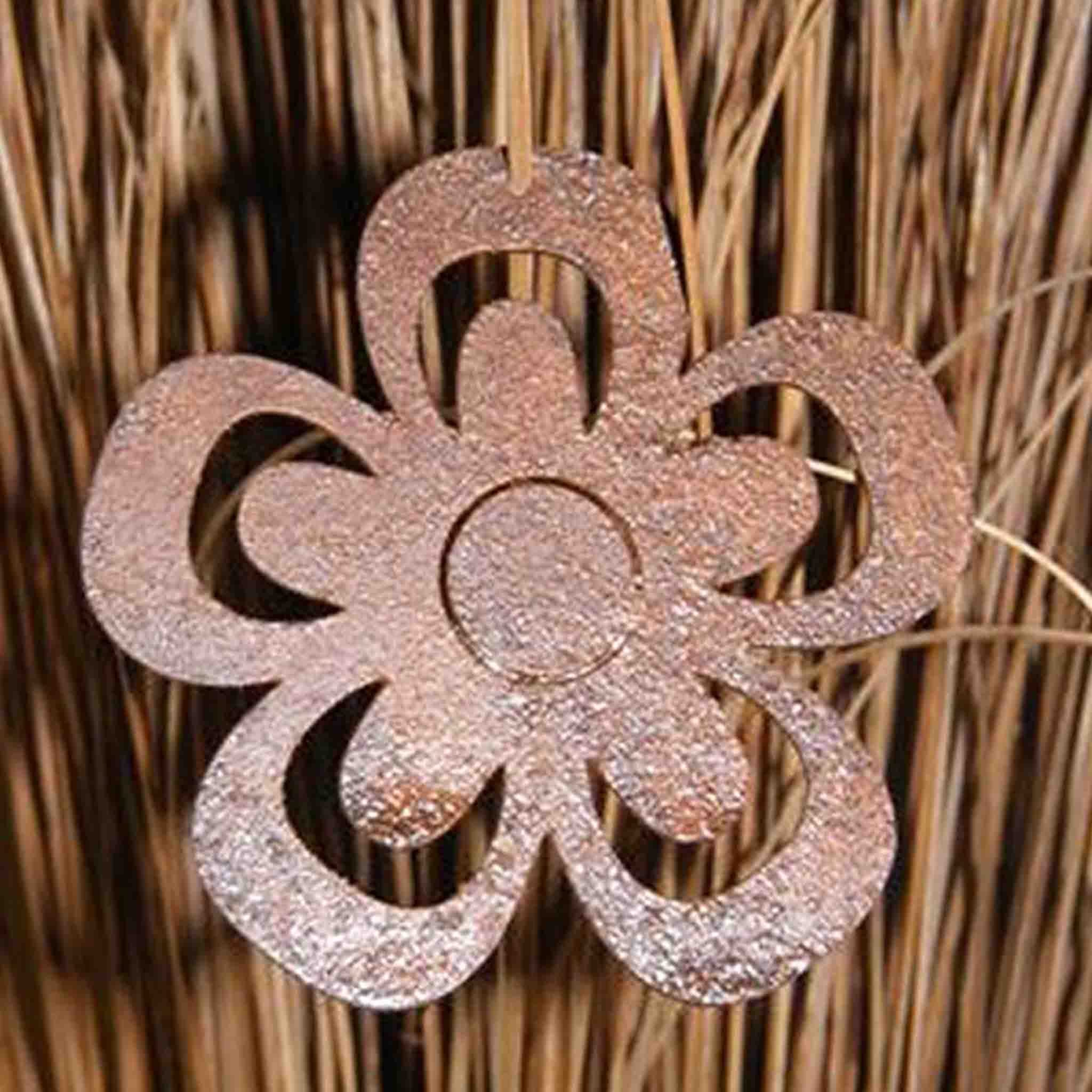 Blüten Anhänger aus Metall – Rost Blume zum Hängen 8–19 cm