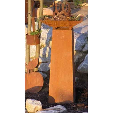 Edelrost Gartensäule von Rostikal. Handgefertigte Gartendeko aus Metall in einzigartiger Rost-Optik. Perfekt für den Garten