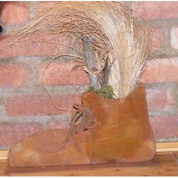Edelrost-Schuh zum Bepflanzen - Pflanzen Sie Ihre Lieblingsblumen in diesen einzigartigen Pflanzschuh.