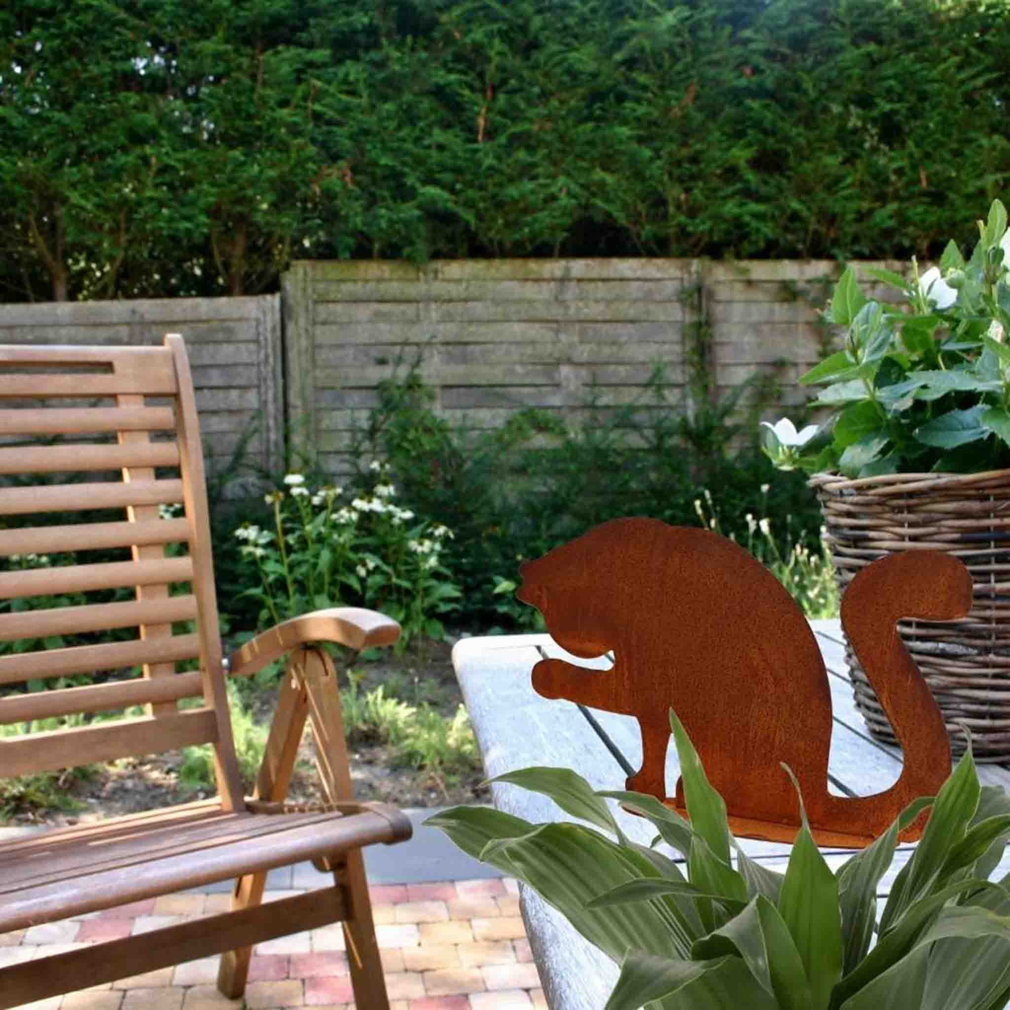 Metall Katze im Edelrost Design - rustikale Deko für Garten und Wohnbereich. Handgefertigt in Deutschland. Rostig und charmant.