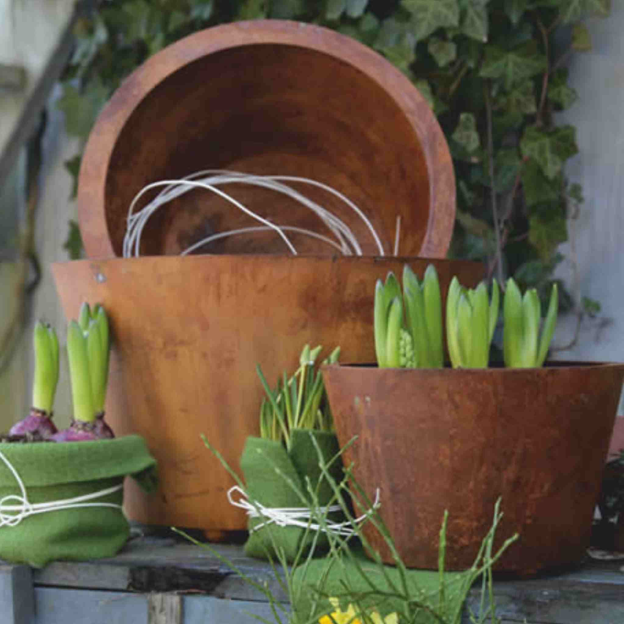 Rost Deko Pflanztopf konisch | Blumentopf als Gartendeko Vintage - Handgemachtes Geschenk aus Edelrost in verschiedenen Größen