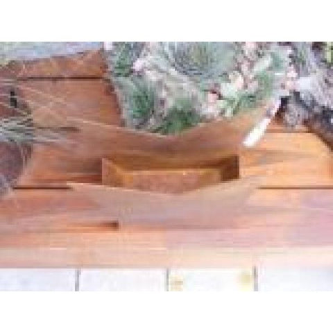 Kleiner, handgefertigter Metall Stern in rostiger Optik als rustikale Weihnachten Dekoration zum BefĂŒllen fĂŒr Garten, Terrasse und Wohnzimmer