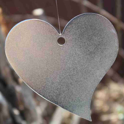 Hochwertiger Herz Deko Anhänger aus Edelstahl in Silber Optik als besondere Geschenkidee zum Muttertag, Valentinstag oder Geburtstag