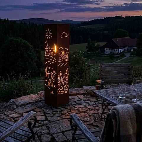 Bauernhof Säule aus Cortenstahl – Edelrost Deko mit Landleben-Motiv, 2 Größen