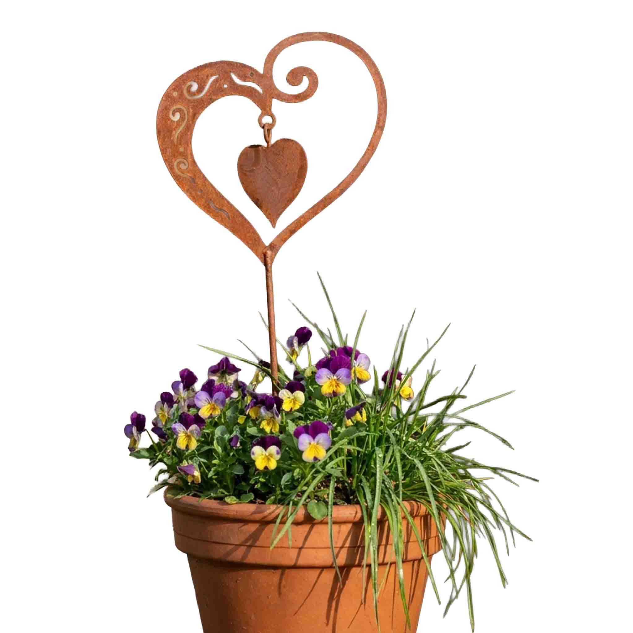 Edelrost Herz als Gartenstecker mit beweglichem Innenherz im Terracotta-Topf mit Hornveilchen - handgefertigte Gartendeko aus Cortenstahl von Rostikal