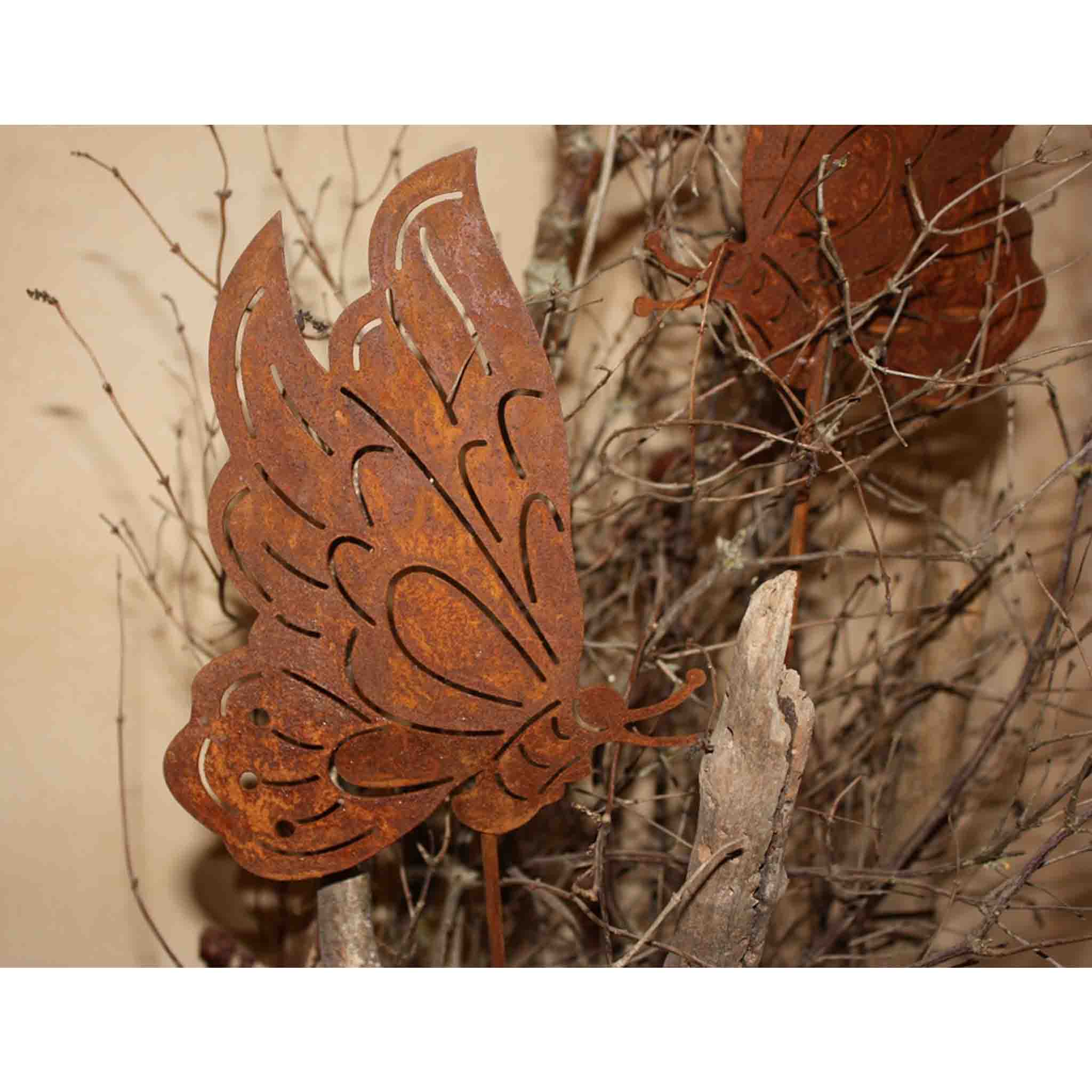 Handgefertigter Metall Deko Schmetterling in Rost-Optik als Haus oder Garten Dekoration