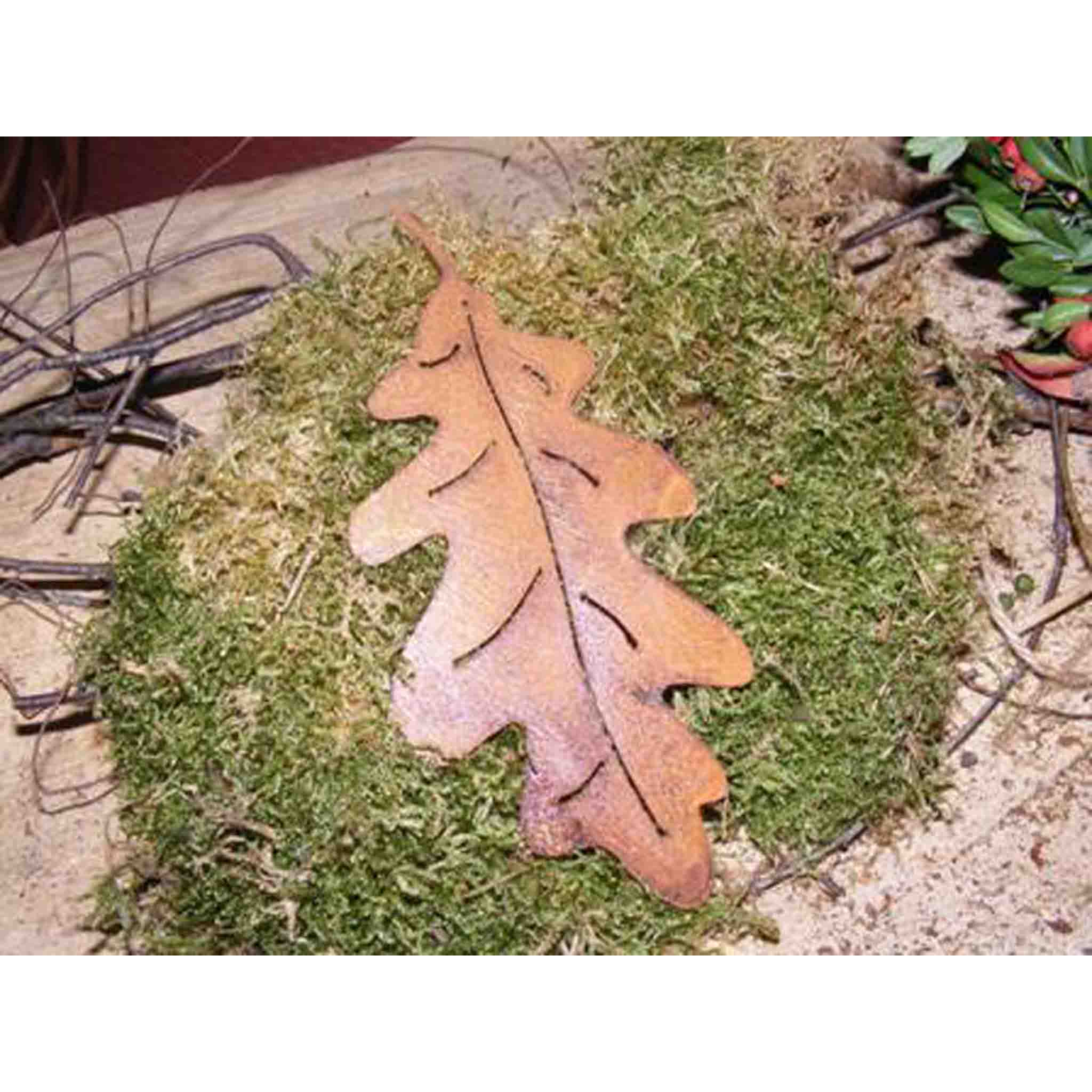Natürliche Herbstdeko: Dekoratives Eichenblatt aus Edelrost zum Aufhängen als rustikaler Blickfang für Ihre Räume