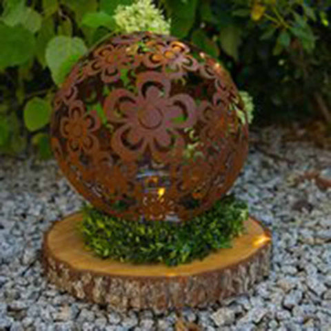 Rostige Metall Gartenkugel mit Blumenmuster - Edelrost Deko-Kugel für Garten, Terrasse & stimmungsvolle Akzente